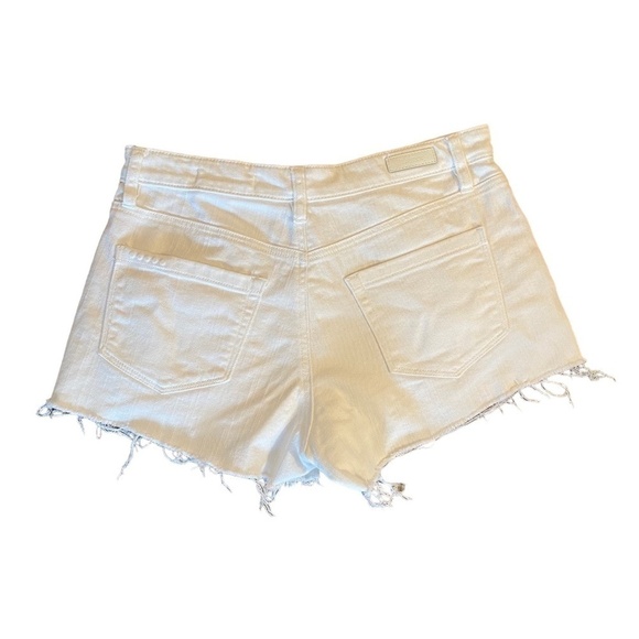 BLANK NYC Shorts Size 26 (The Barrow) Vintage High-Rise White Denim - Picture 4 of 11